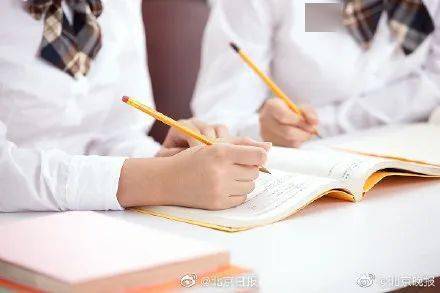 整頓違規(guī)經(jīng)營，北京七家機構(gòu)與個人領(lǐng)黃牌警告